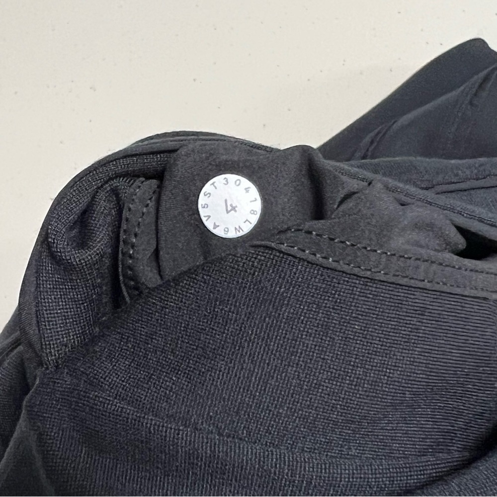 Lululemon Light Strides Crop - Picture 3 of 7